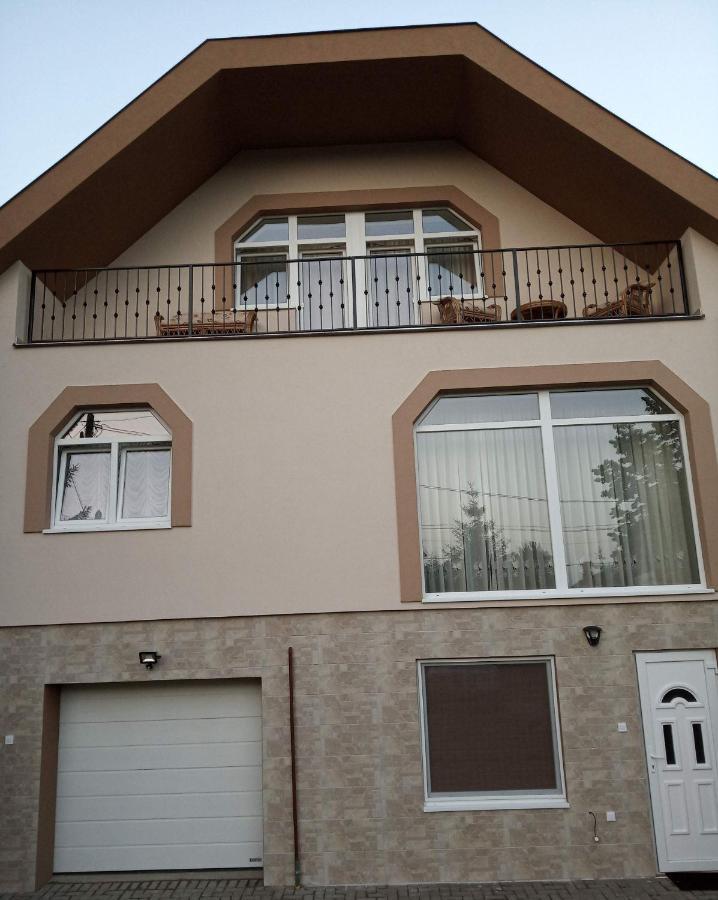 Rita-Var Szallashely Nyíregyháza Exterior foto